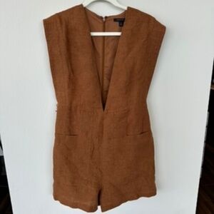 Banana Republic Deep V Structured Shoulder Romper -6